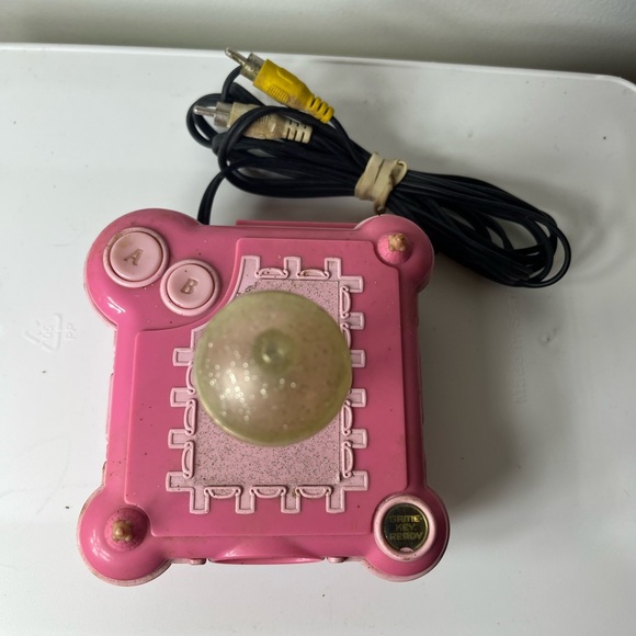 Disney Princess Plug & Play TV Game Jakks Pacific 2005 Pink Console Tested - Picture 4 of 9